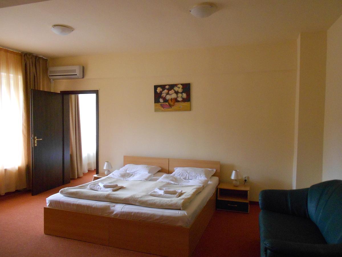 Hotel Diana Geoagiu Băi Екстериор снимка